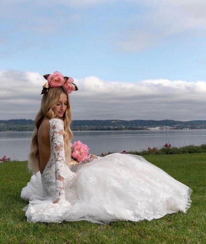 Photo post from jolibride.