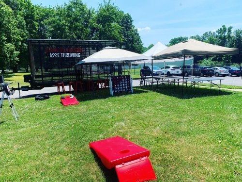 Carousel post from downthehatchet.