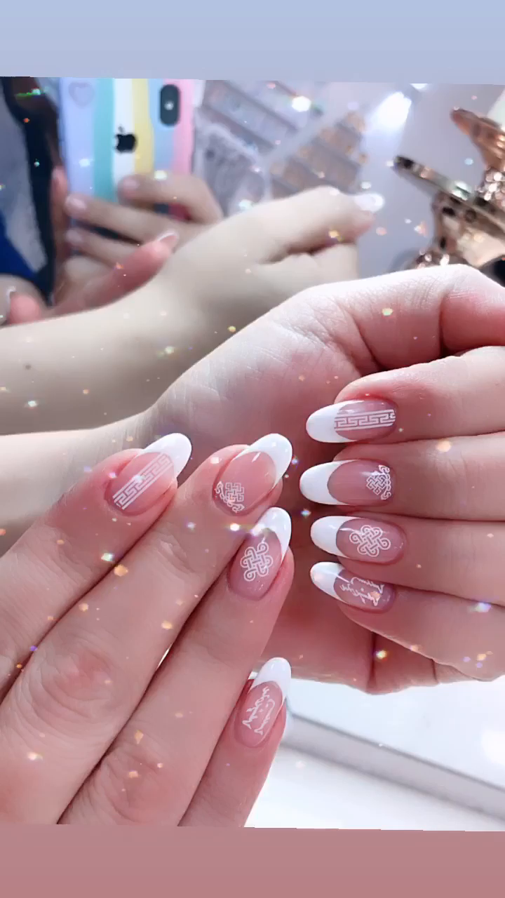 Video post from desaronsalon.