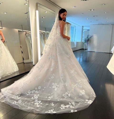 Photo post from lelitebridal.