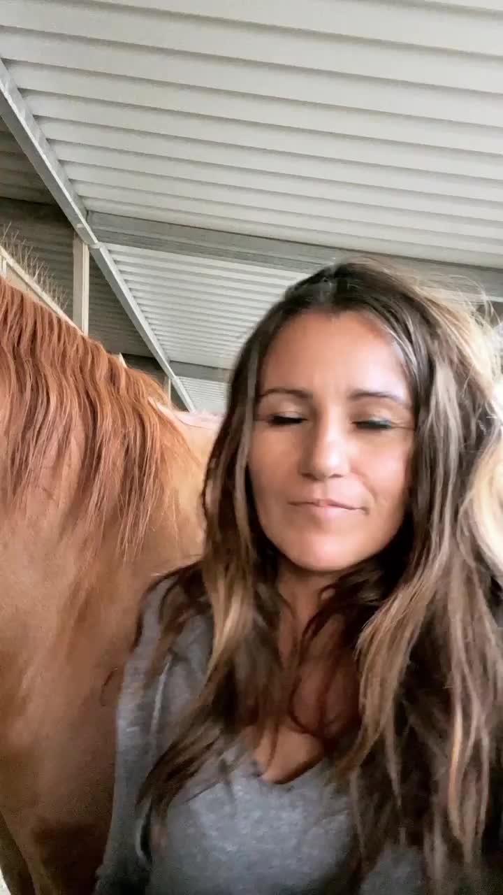 Video post from __amber_lydic__.