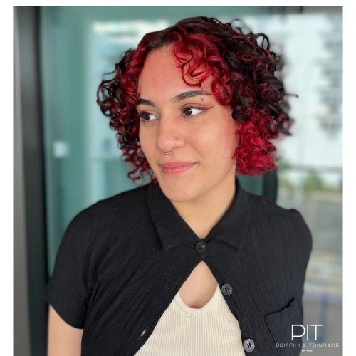 Carousel post from trindadehairstylist.