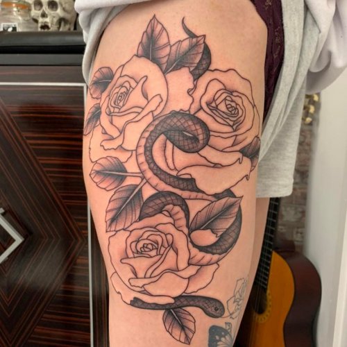 Photo post from lovetattoossandhurst.