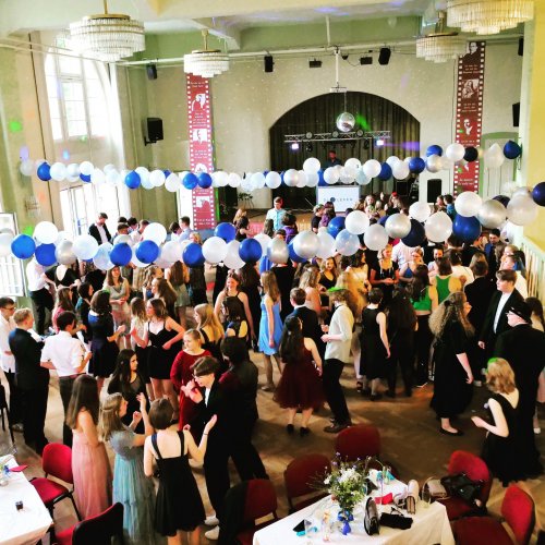 Carousel post from whg_riesa.