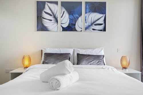 Photo post from kasarstays.