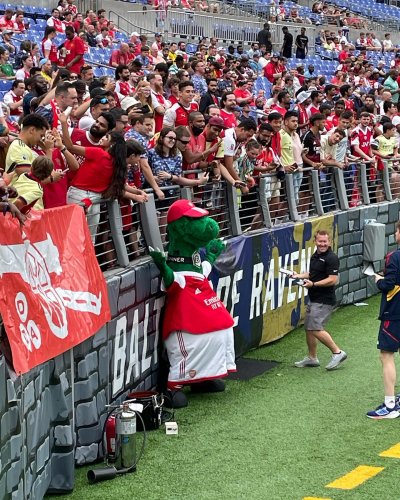 Carousel post from charmcitygooners.