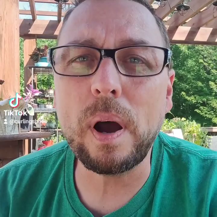 Video post from craigscurlingshoes.