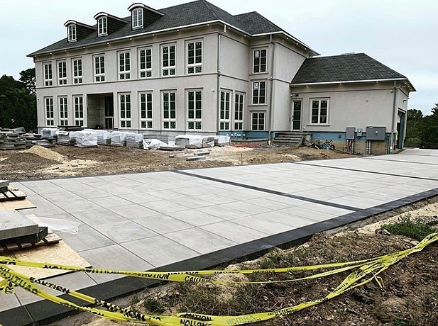 Carousel post from techobloc.