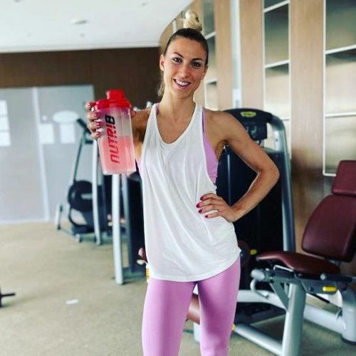 Carousel post from nutri8brand.