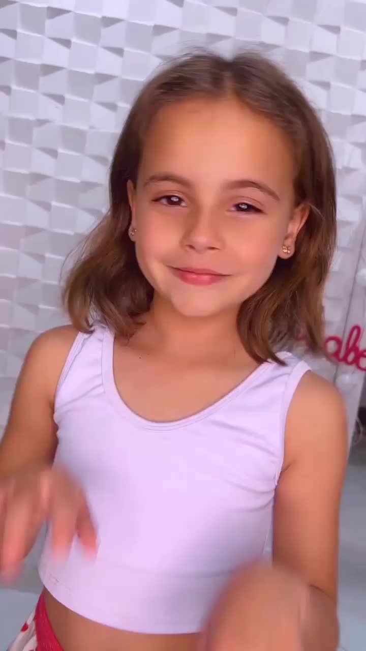 Video post from caradecrianca.oficial.