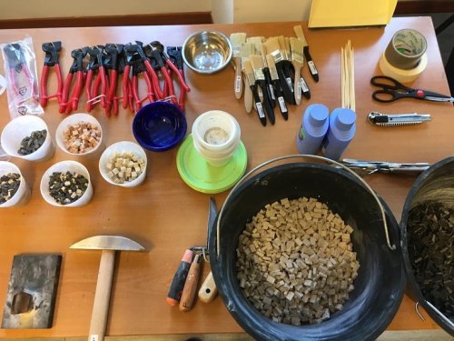 Carousel post from aur_arts.