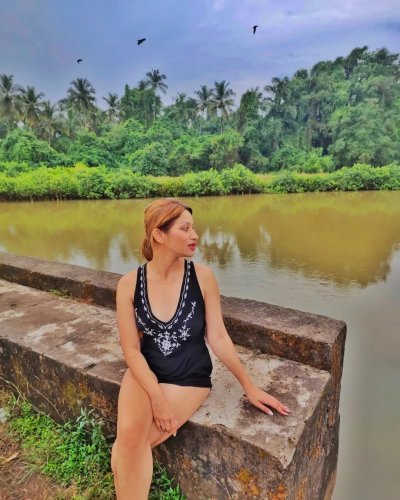 PostPhoto