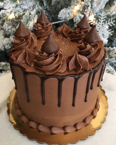 Carousel post from famous_creations_catering.