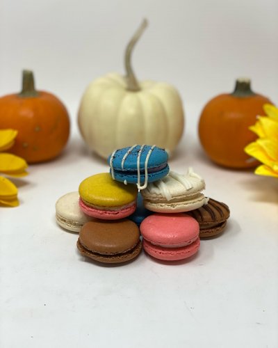 Photo post from famous_creations_catering.