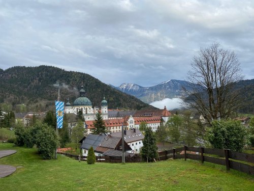 Carousel post from taucktravel.