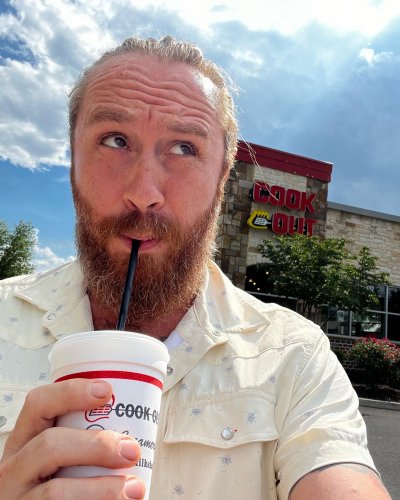 Carousel post from trekdirtyto.me.