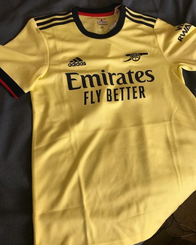 Carousel post from charmcitygooners.