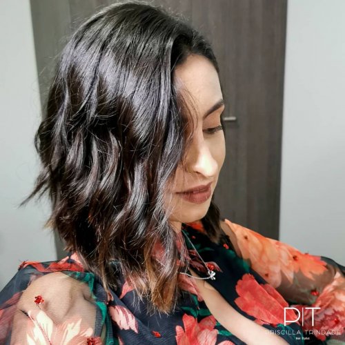 Carousel post from trindadehairstylist.