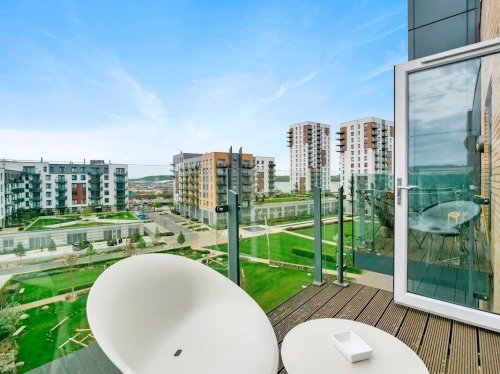 Photo post from kasarstays.