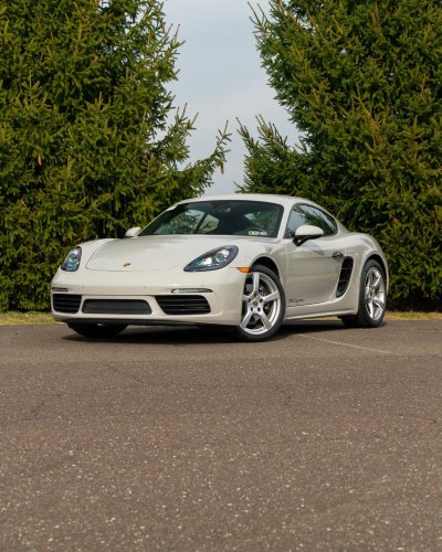 Carousel post from porschewarrington.