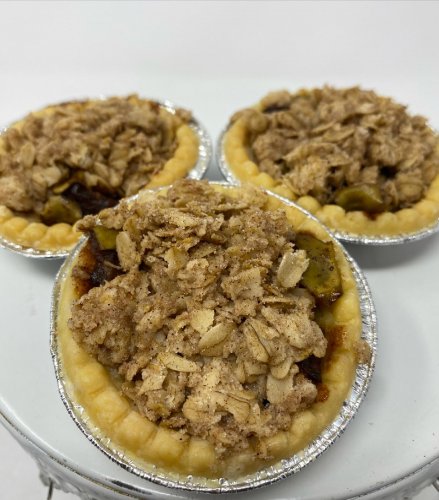 Photo post from famous_creations_catering.