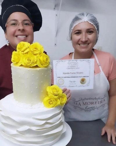 Carousel post from lumoreiracursos.