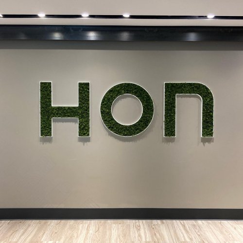 Photo post from honcompany.