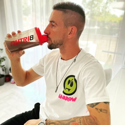 Carousel post from nutri8brand.