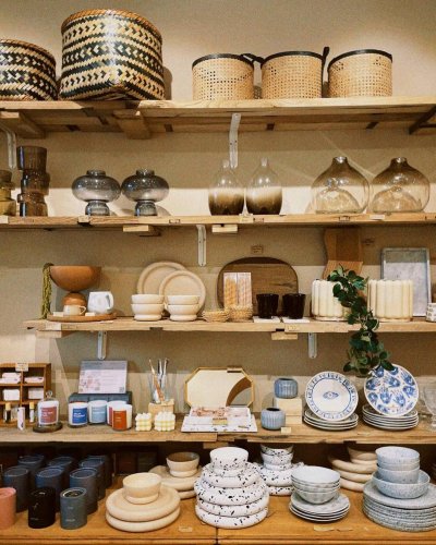 Carousel post from crane_living.