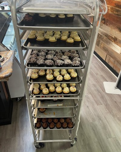 Photo post from famous_creations_catering.