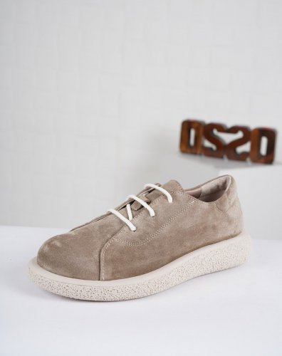 Carousel post from ossoshoes.