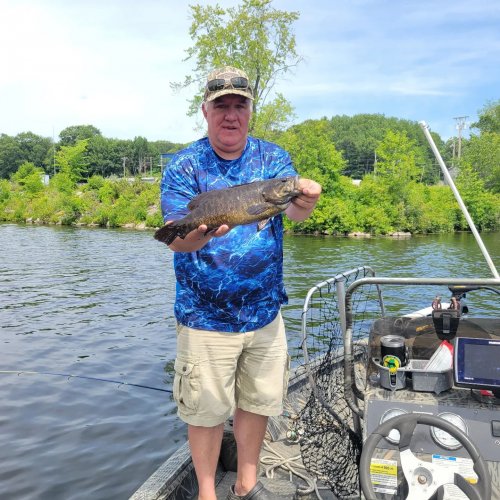 Carousel post from reddogguideservice.