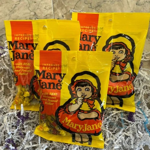Photo post from heysugarcandystore.
