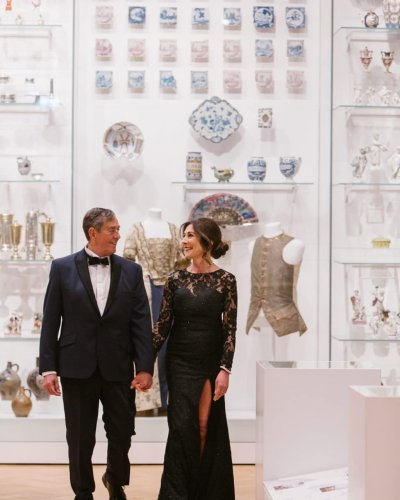 Carousel post from prettyandpunkweddings.