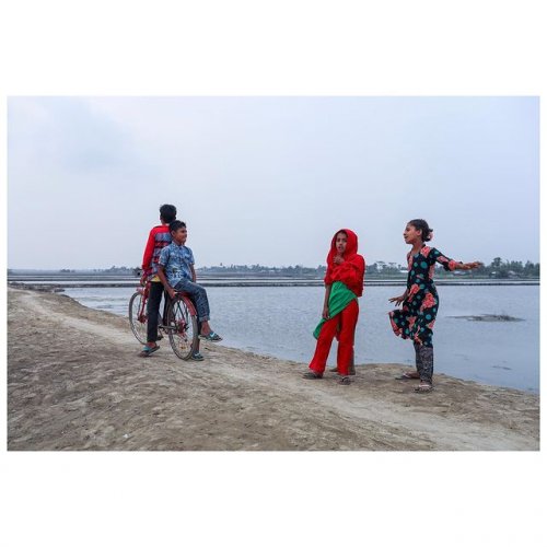 PostPhoto