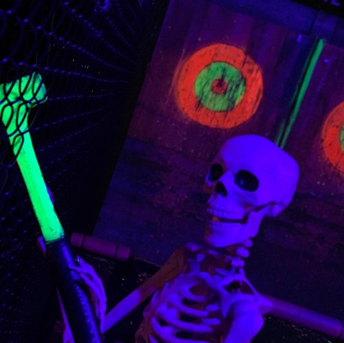 Carousel post from downthehatchet.