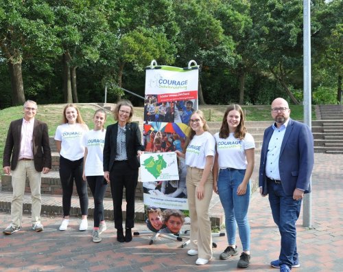 Photo post from courage.schuelerstiftung.