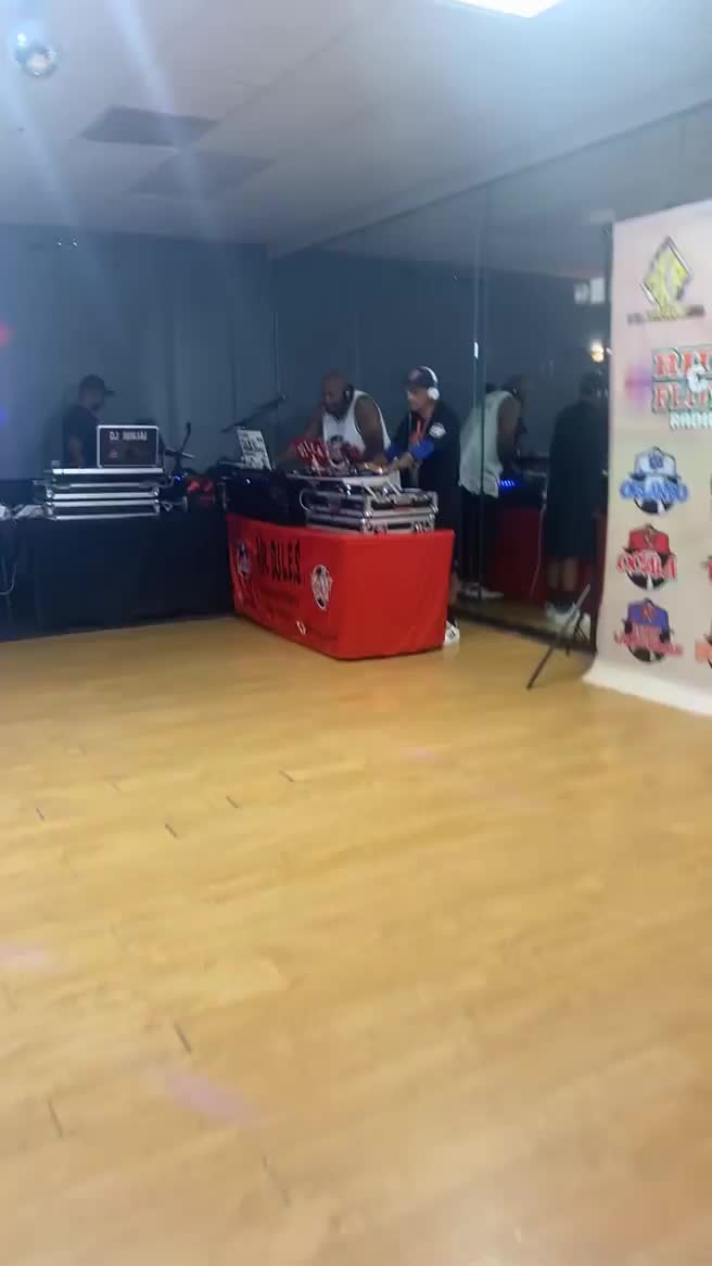 Video post from fleetdjs_mag.
