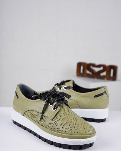 Carousel post from ossoshoes.