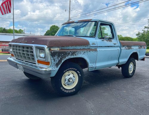 Men's Chromatic Ford Bronco T-Shirt – FirehouseVintageVehicles