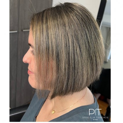 Carousel post from trindadehairstylist.