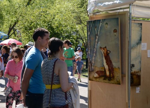 Carousel post from dogwoodfestival.