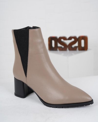 Carousel post from ossoshoes.