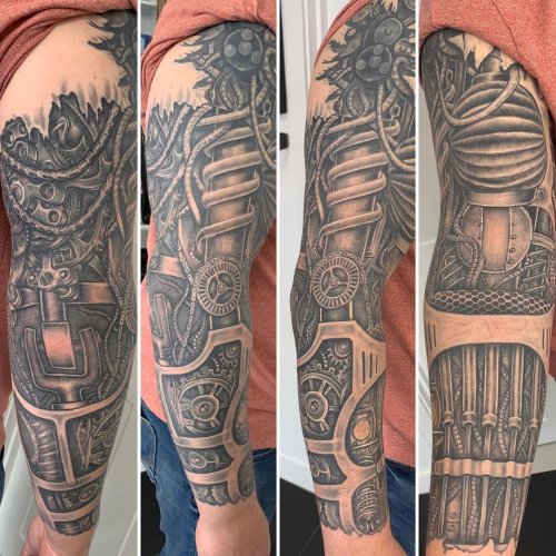 Carousel post from lovetattoossandhurst.