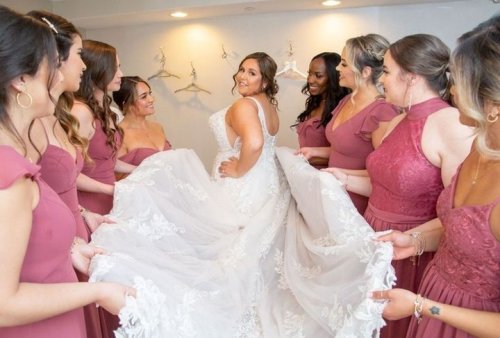 Photo post from thecurvybridenj.