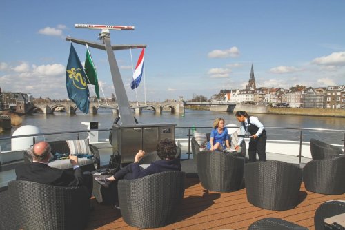 Photo post from taucktravel.