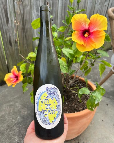 Carousel post from dandywineshop.