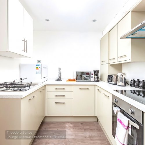 Photo post from kasarstays.