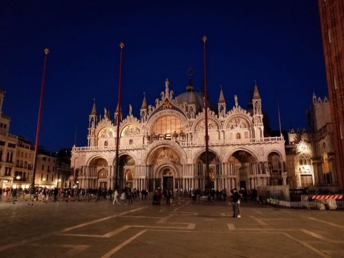 Photo post from taucktravel.