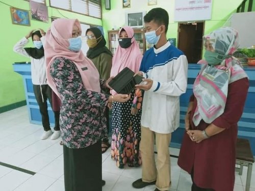 PostPhoto